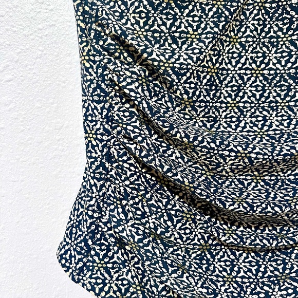 Nip tuck swim tintilating tile foil Joanne twist front one piece swimsuit 8 - Picture 8 of 10